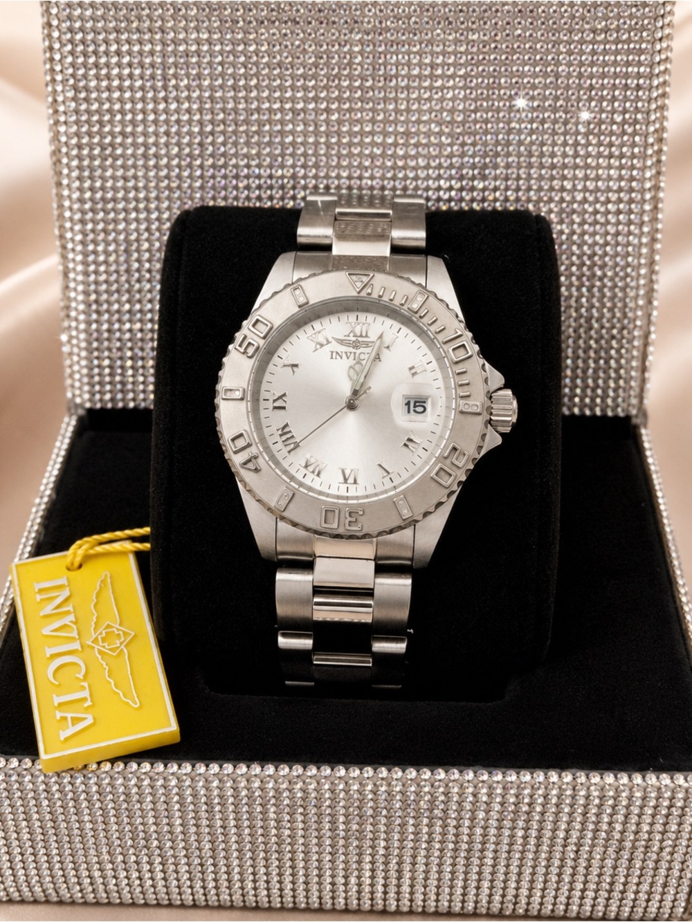 Invicta PRO DIVERw/ 15 genuine white diamonds 0.63ct weight 40 mm